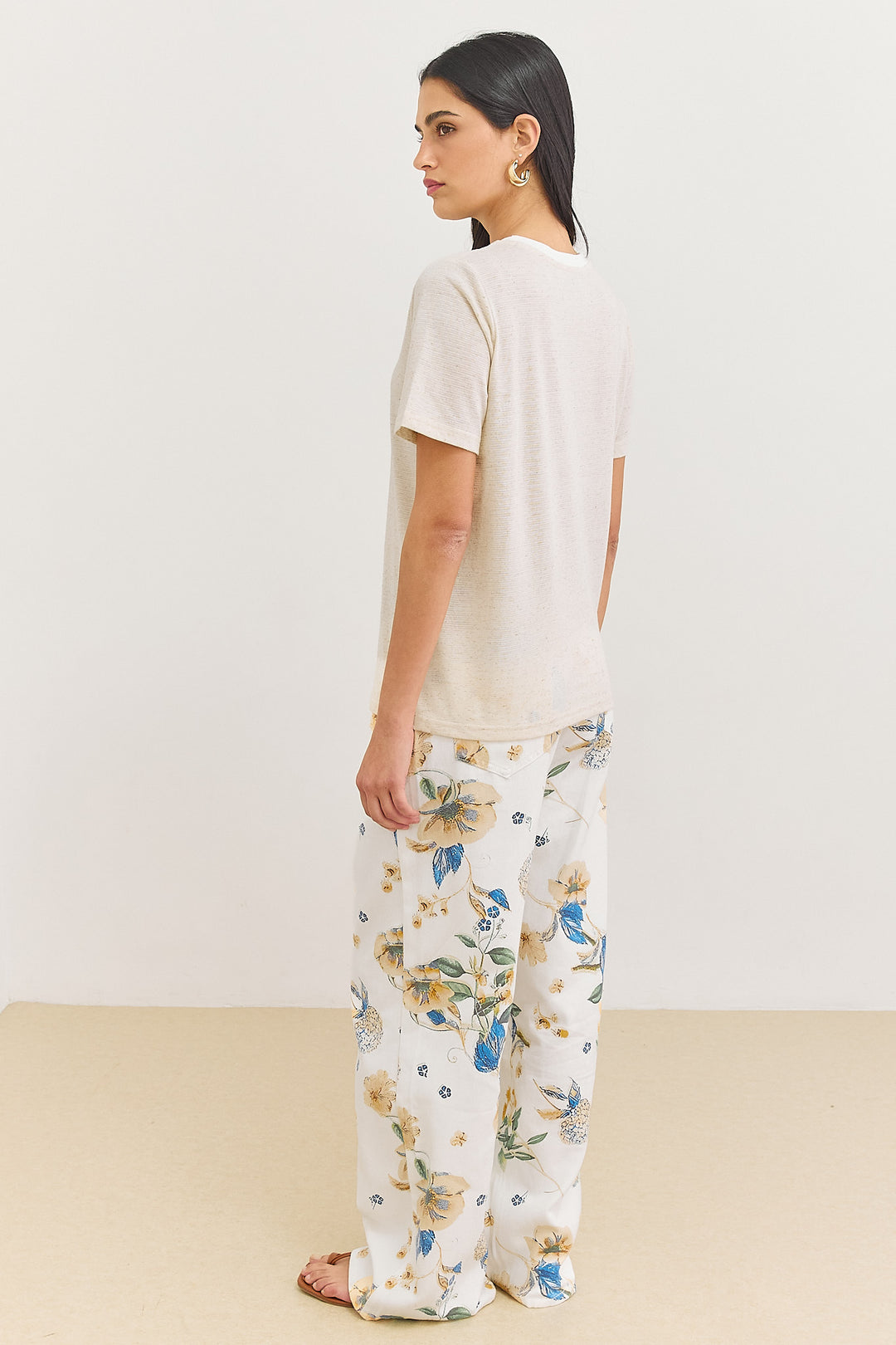 טי שירט לוקאס סטרייפס | בז'/לבן