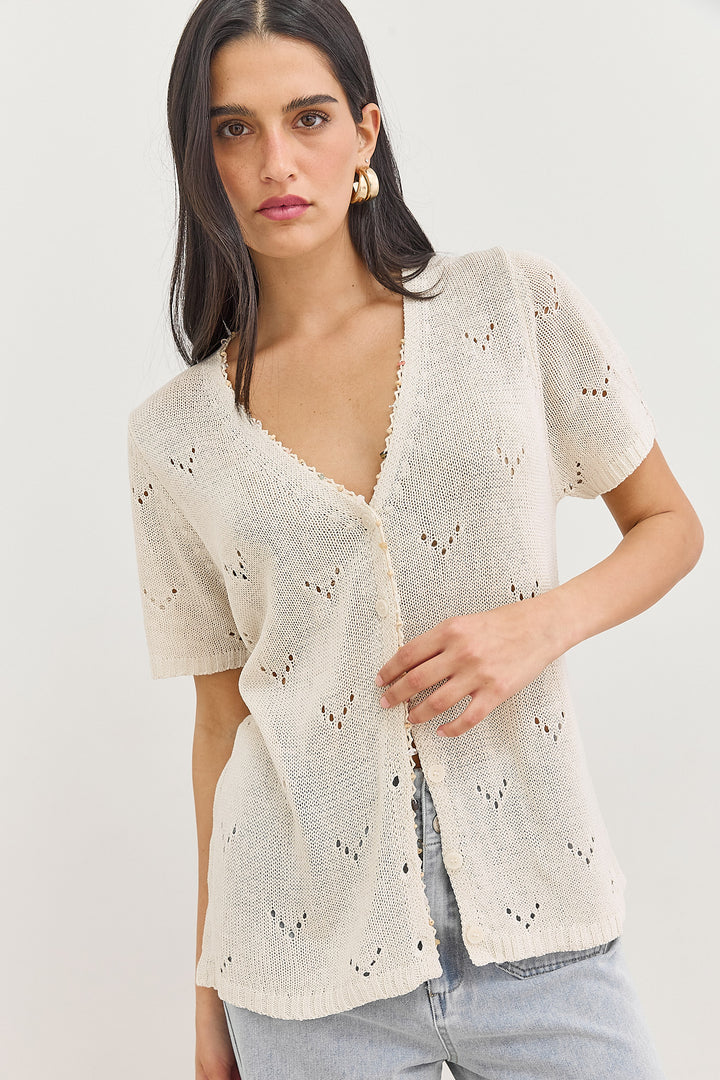 חולצת קרושה סנדרה בשילוב חרוזים | קרם