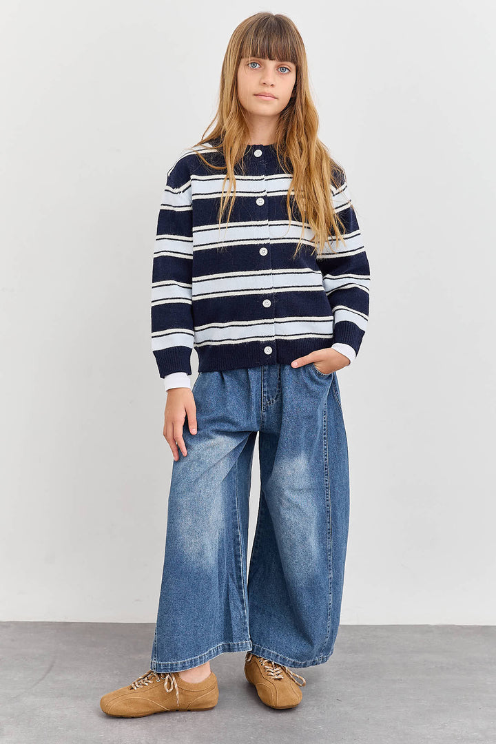 סריג כפתורים סטרייפס בשילוב פאץ׳ | נייבי