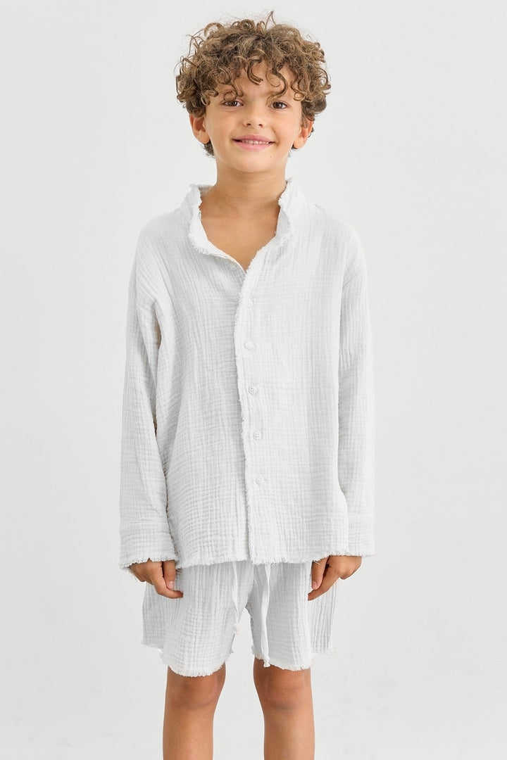 חליפת טטרה מכופתרת ושורטס בסיומת פרומה | לבן