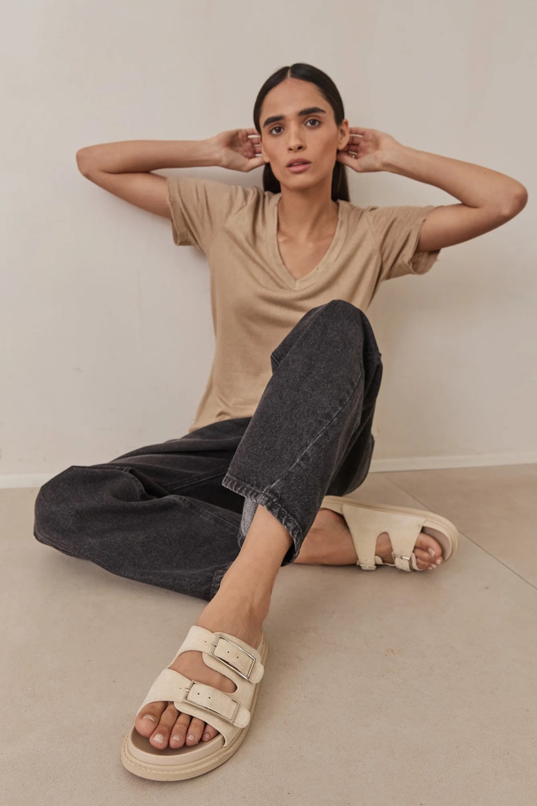 כפכפי מישל בשילוב אבזמים | בז'