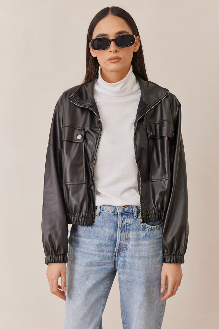 ג'קט דברה דמוי עור בשילוב כיסים | שחור