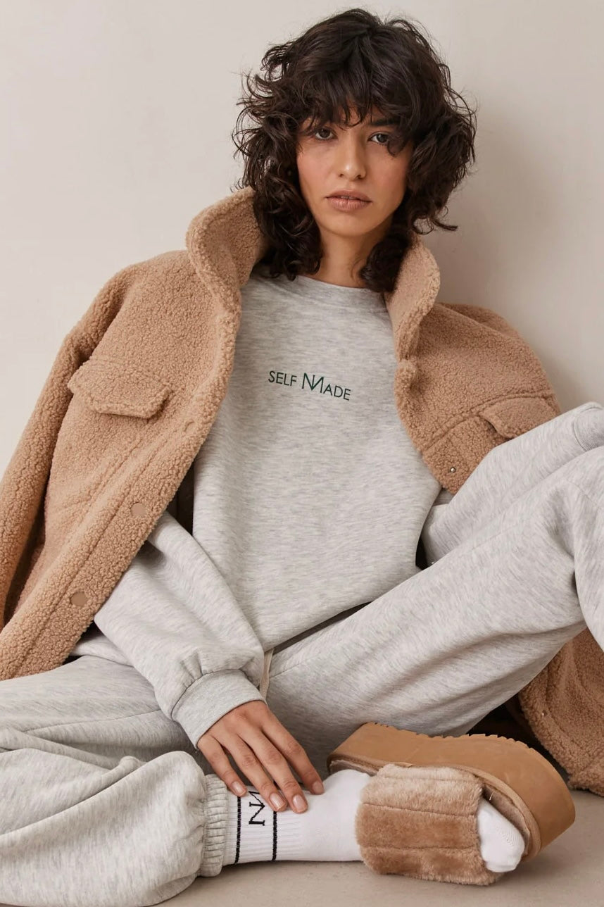 סוויטשרט פוטר אוברסייז SELF MADE | אפור בהיר