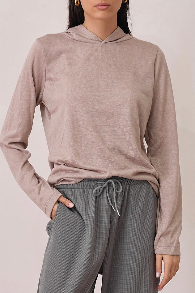 חולצת קפוצ'ון הנרי שקפקפה שרוולי כפפה | מוקה