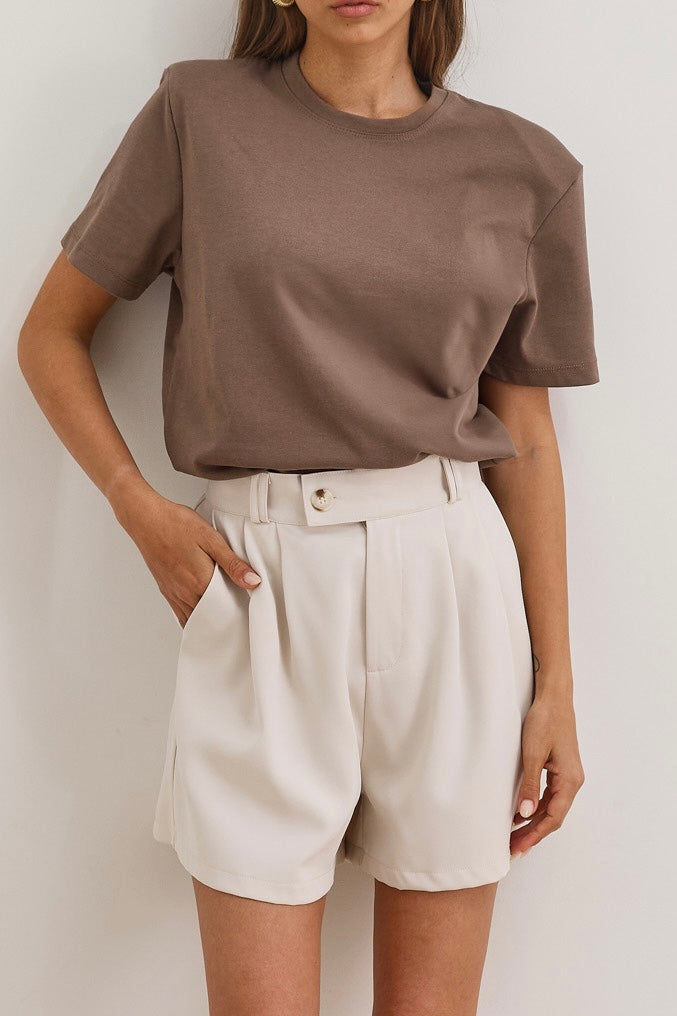 חולצת לינדה בשילוב כריות כתפיים | חום