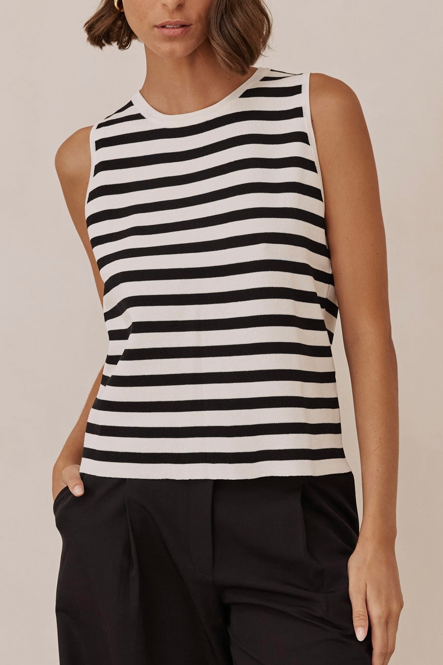 חולצת סריג דק לורה סטרייפס | שמנת/שחור