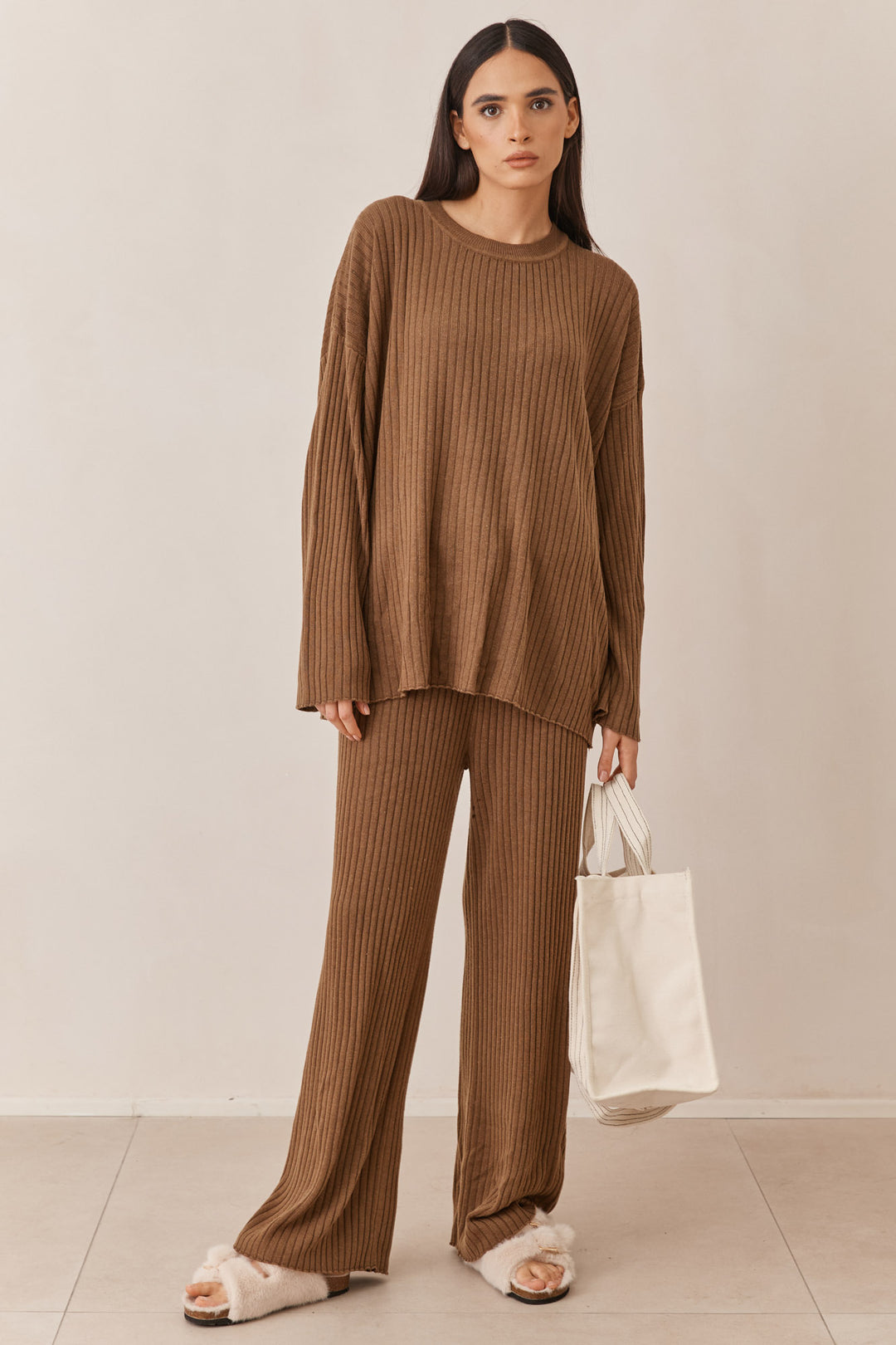 חליפת סריג לורנס | חום