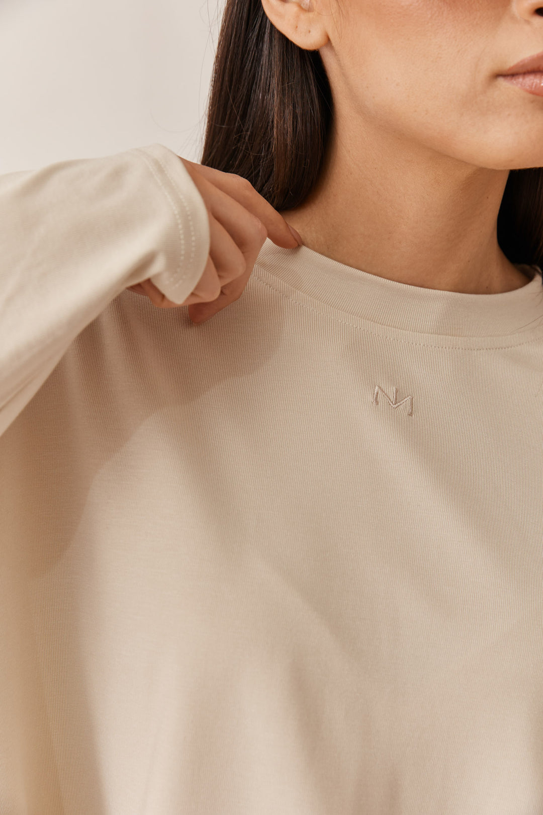 חולצת נורי קרופ שרוולים ארוכים | בז'