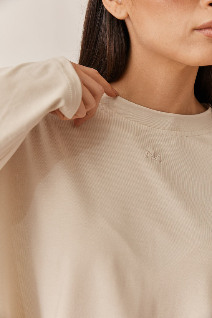 חולצת נורי קרופ שרוולים ארוכים | בז'