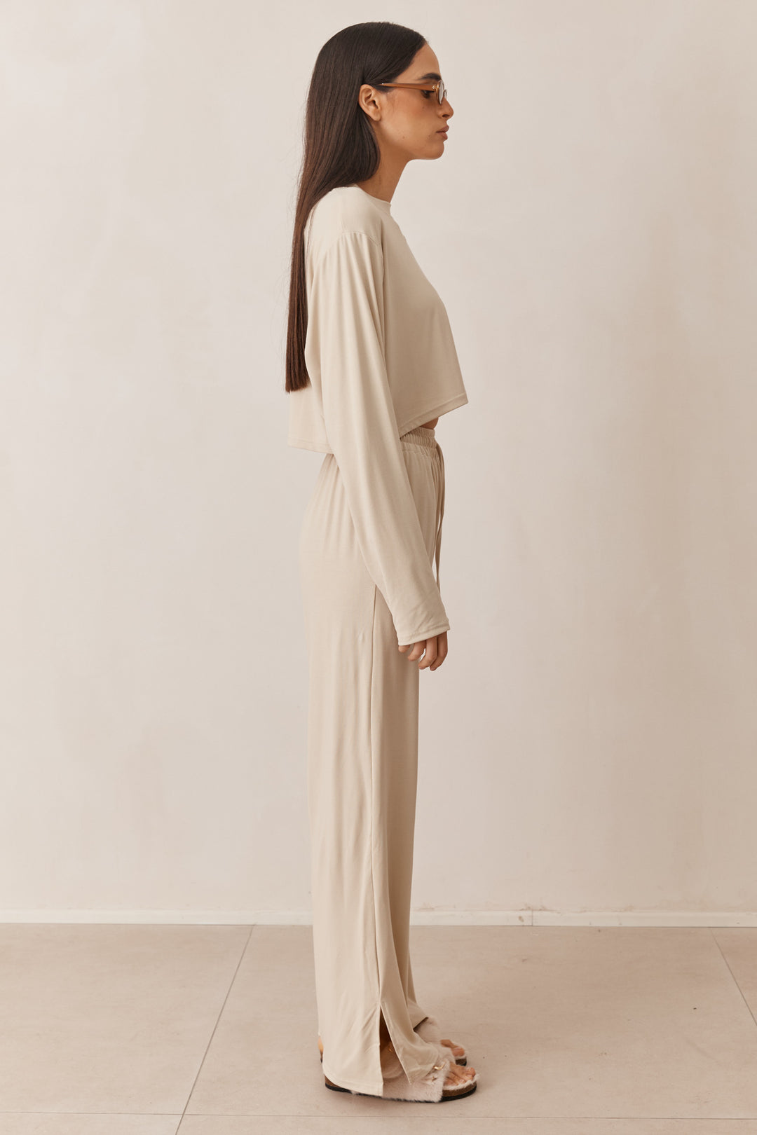 חולצת נורי קרופ שרוולים ארוכים | בז'