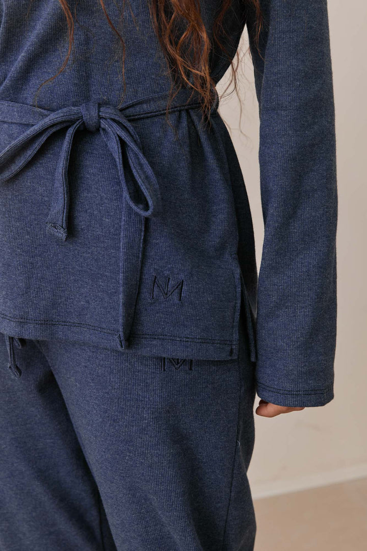 חולצת מארני בד ריב בשילוב קשירה ורקמת לוגו | כחול נייבי