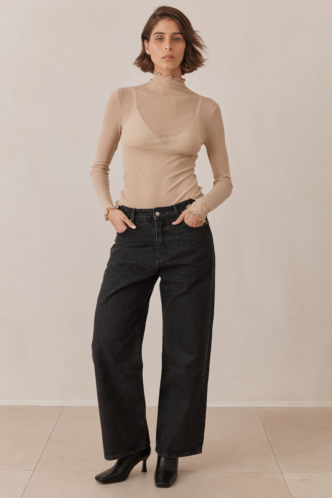 חולצת גולף גייל שקפקפה | בז'