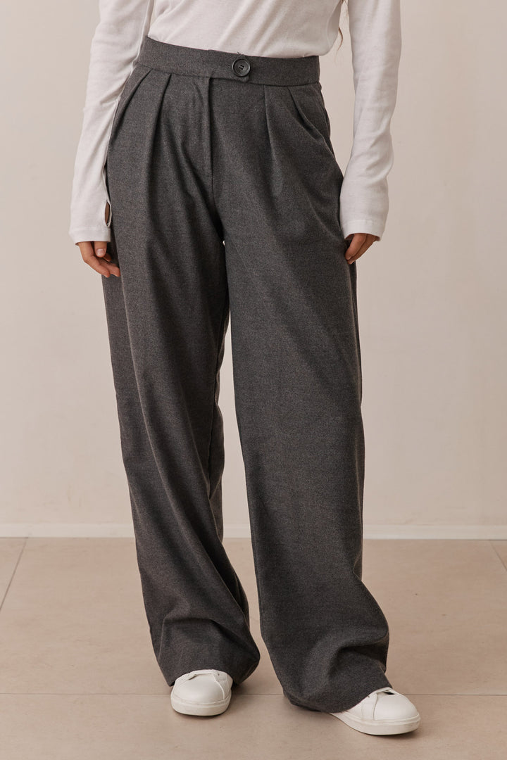 מכנסיים מחויטים בוסטון בד צמרי | אפור כהה