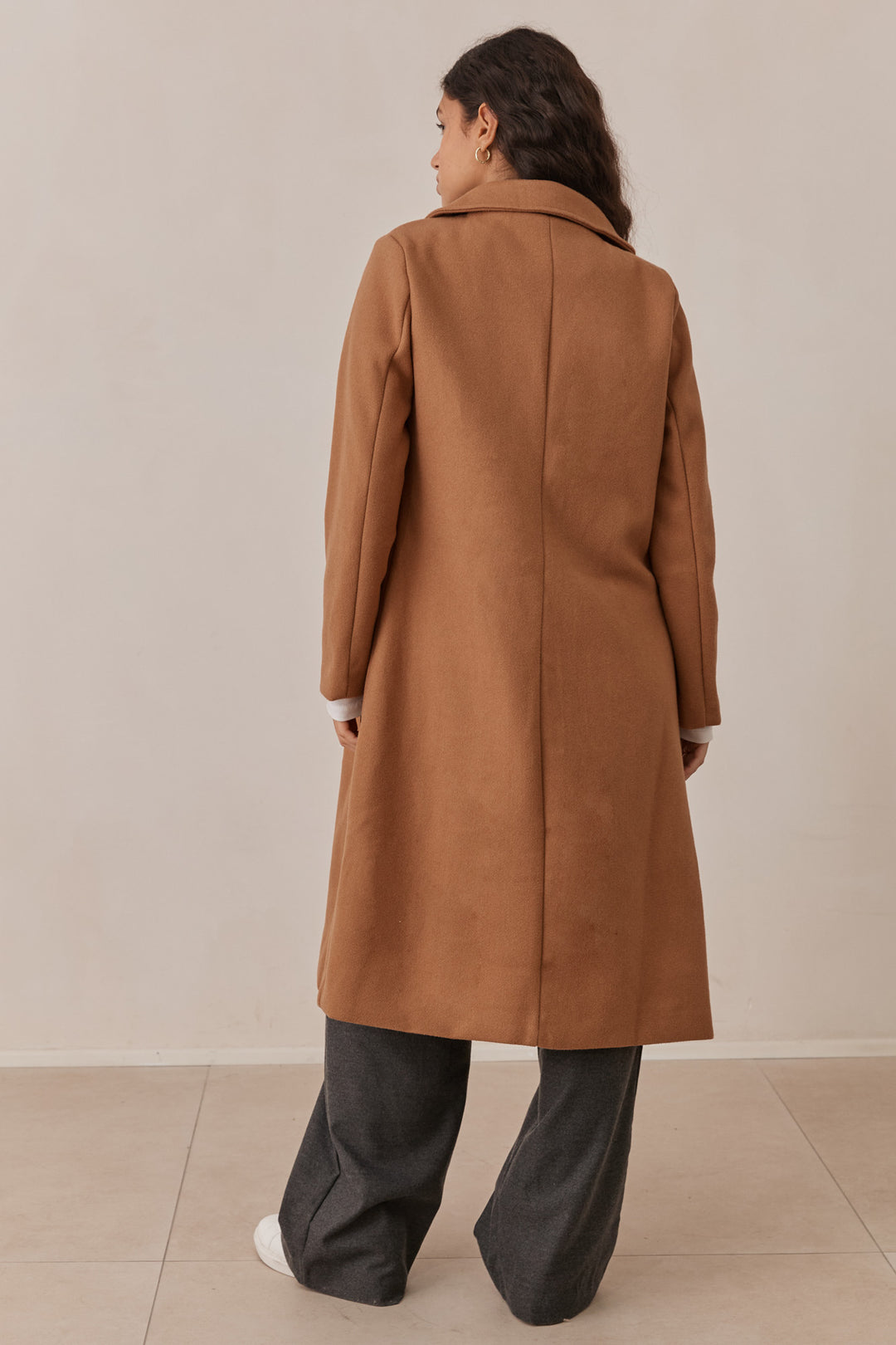 מעיל ארוך קייל בשילוב צווארון | חום