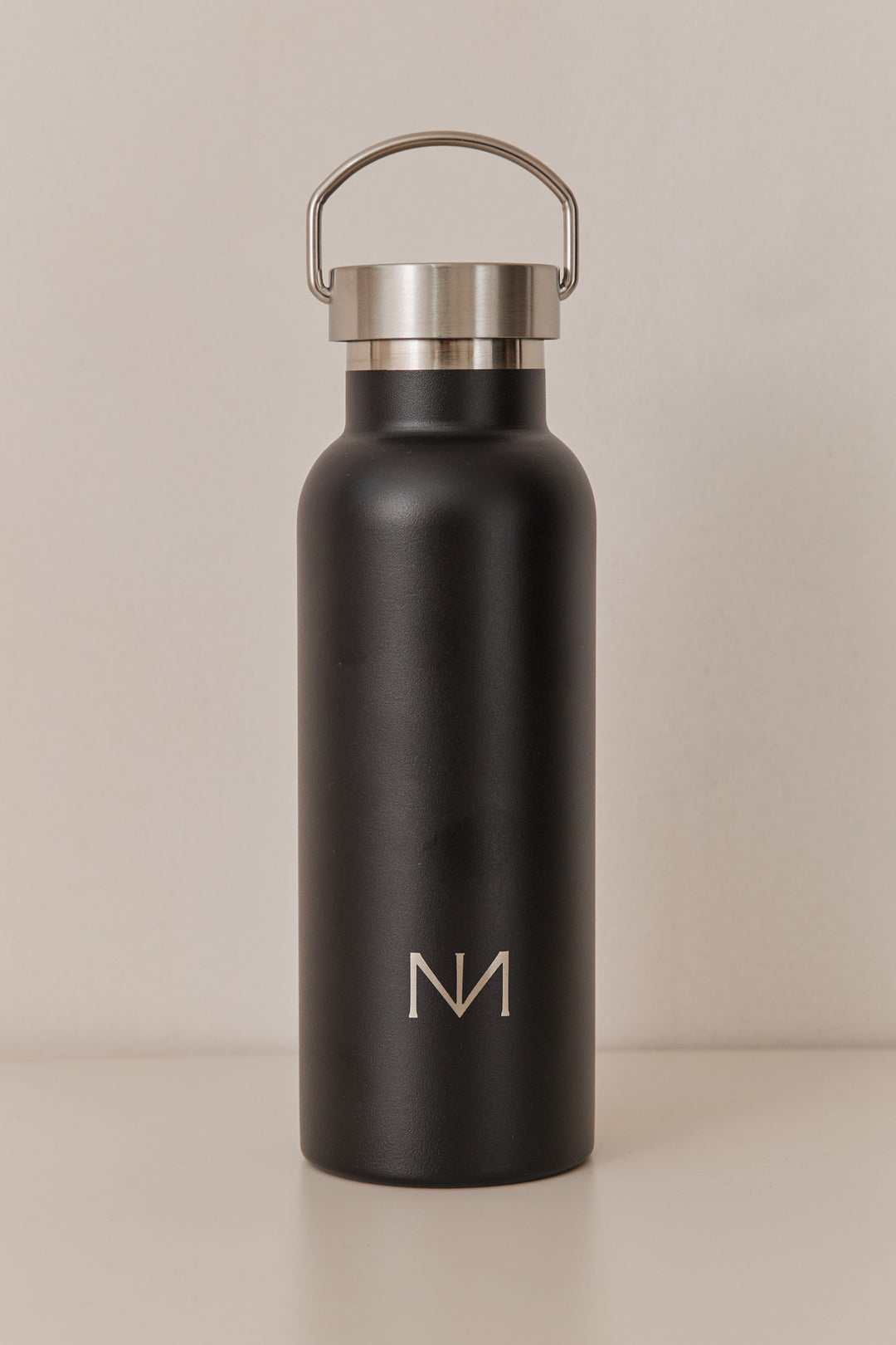 בקבוק תרמי נורי בשילוב לוגו | שחור