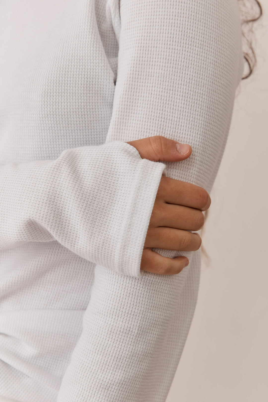 טי שירט לני וופל שרוולי כפפה | לבן