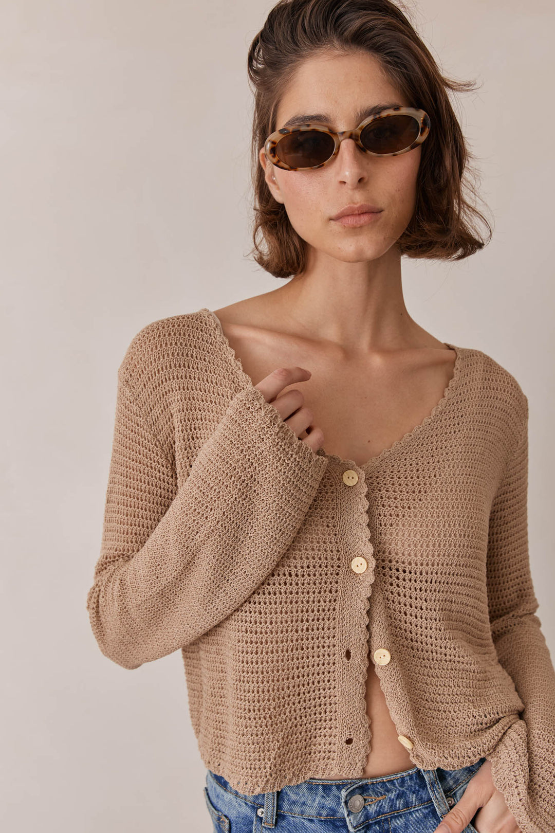 מכופתרת ליה בד קרושה | מוקה