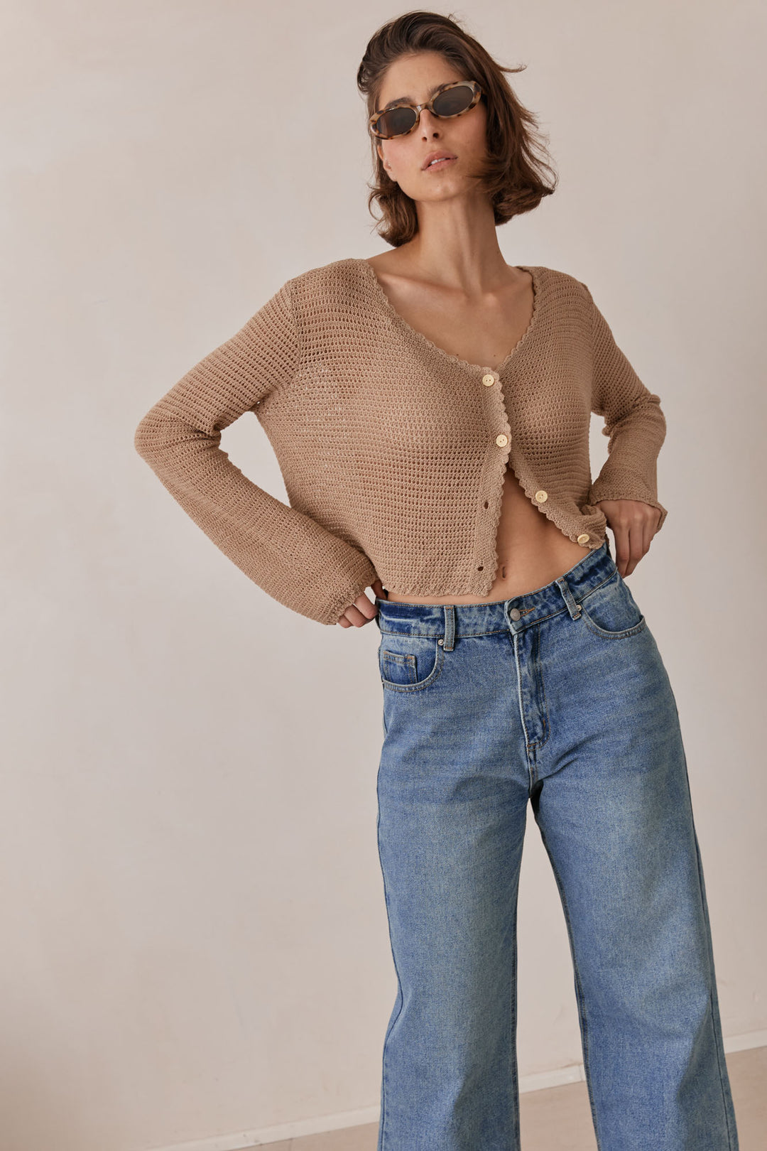 מכופתרת ליה בד קרושה | מוקה