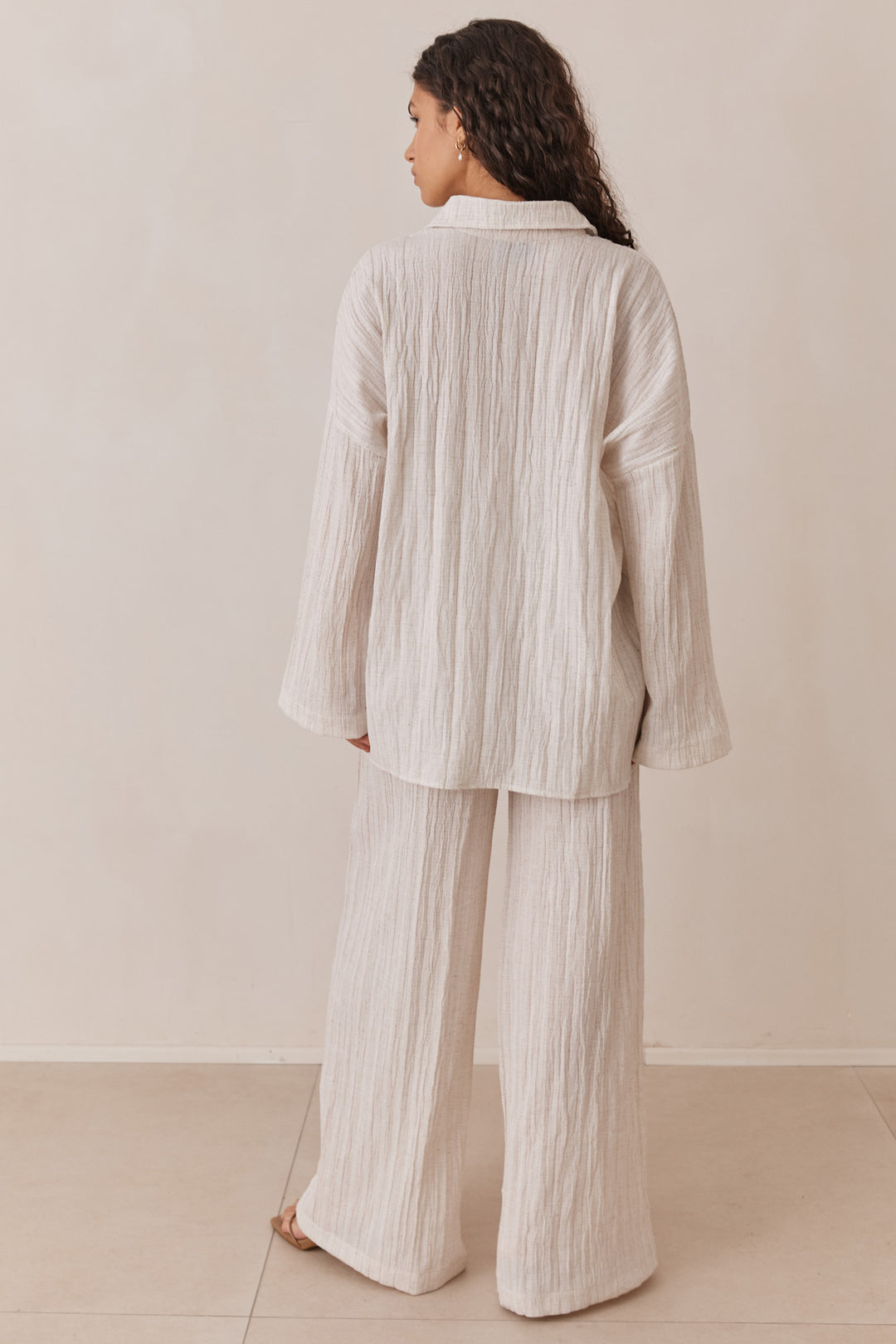 מכופתרת דרו דמוי פשתן עם טקסטורה | אבן