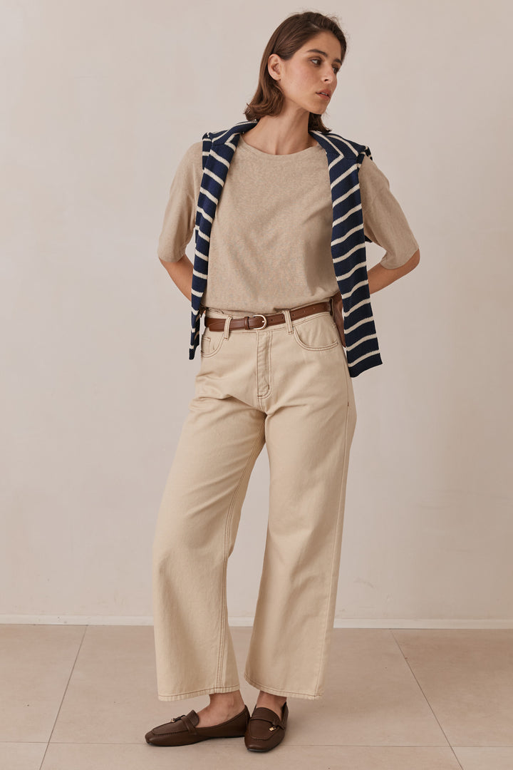 טי שירט אייברי גזרה אוברסייזית שקפקפה | בז'