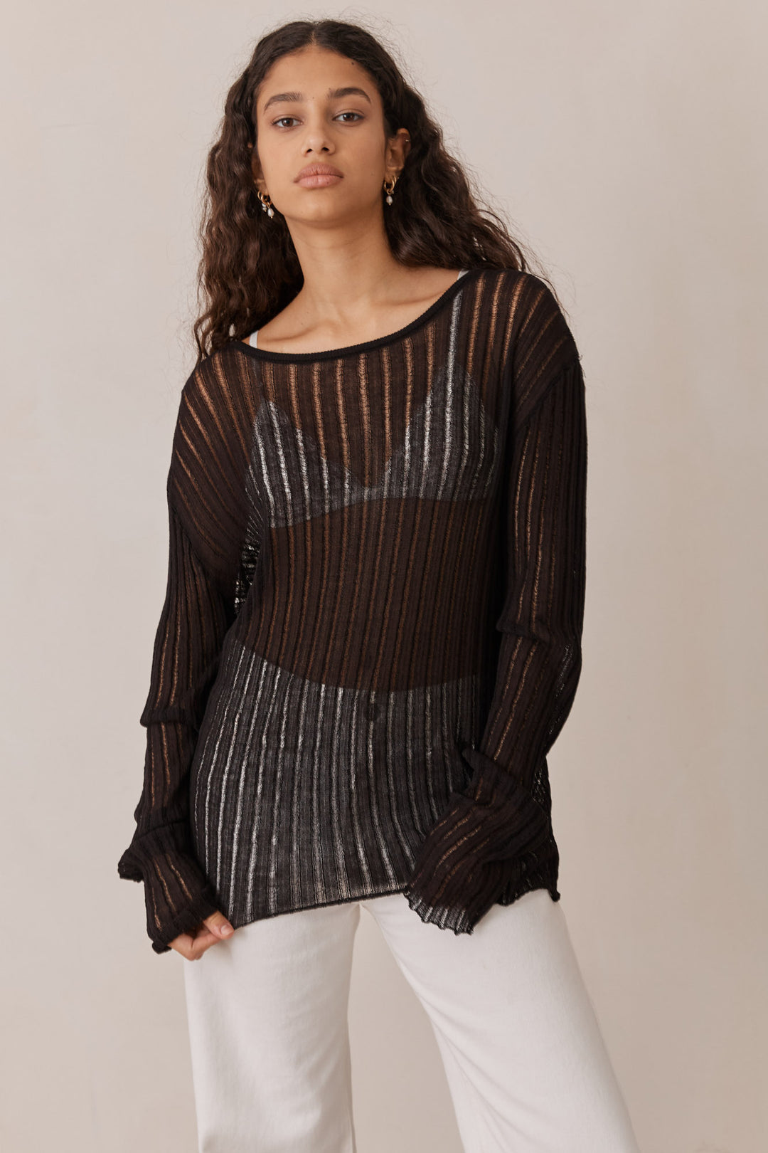 חולצת רשת איזבל מבד סריג | שחור