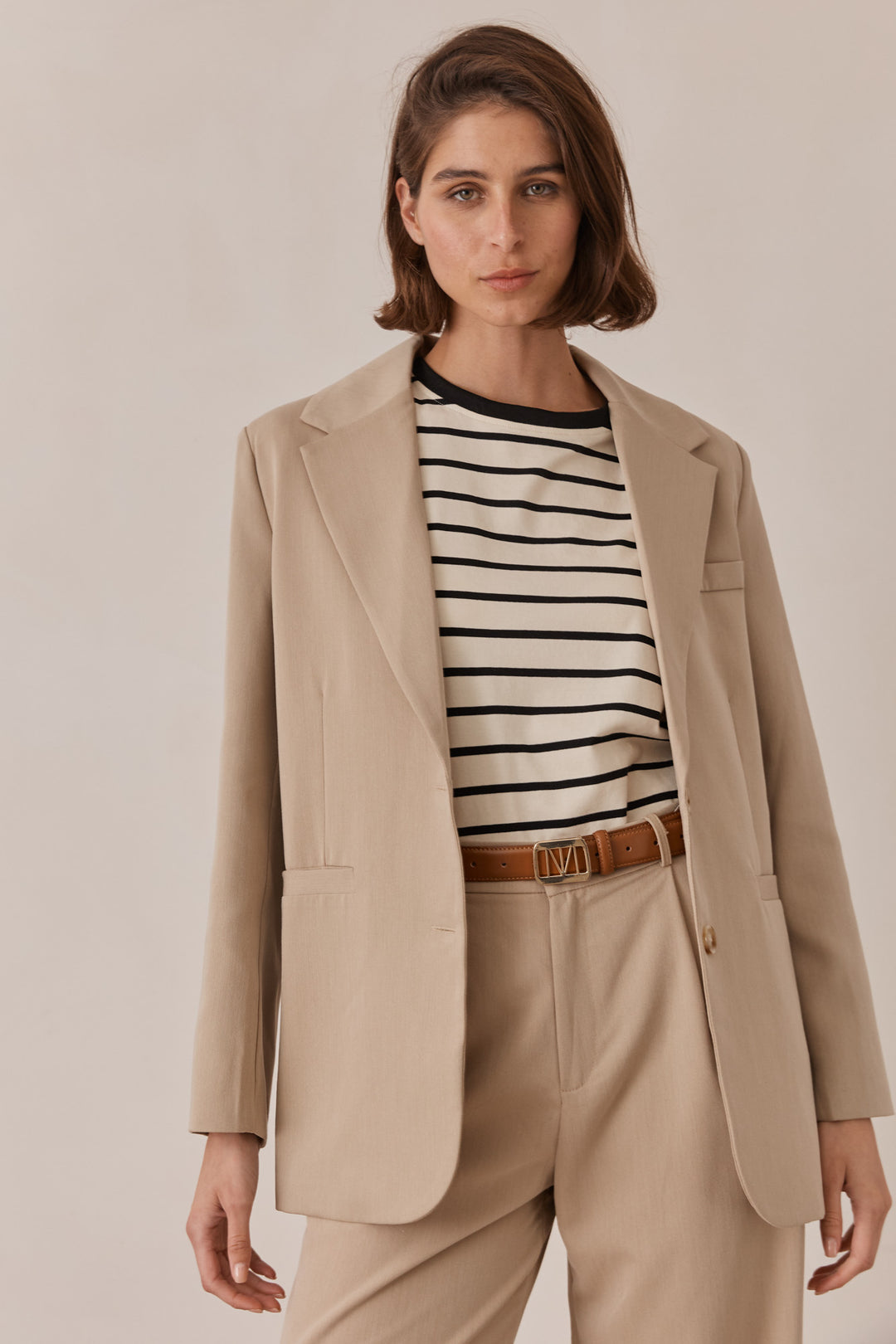 טי שירט אלכס סטרייפס | שמנת/שחור