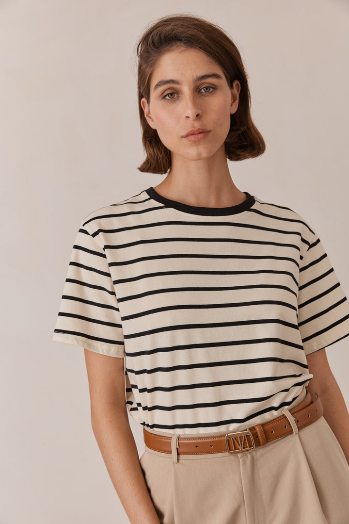 טי שירט אלכס סטרייפס | שמנת/שחור