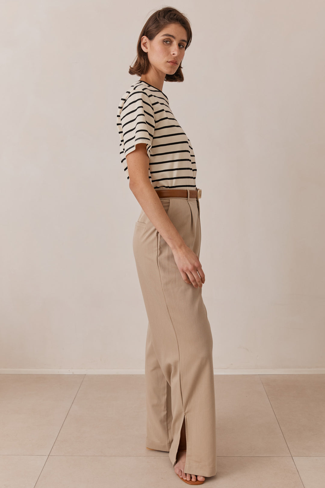 טי שירט אלכס סטרייפס | שמנת/שחור