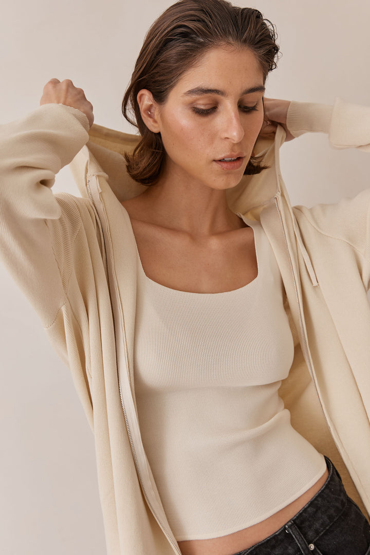 קפוצ'ון סריג נואל בשילוב רוכסן | קרם