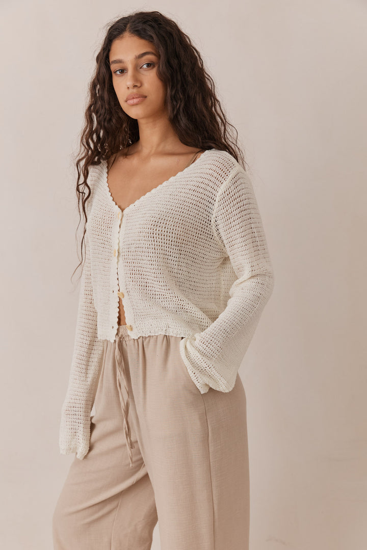 מכופתרת ליה בד קרושה | קרם