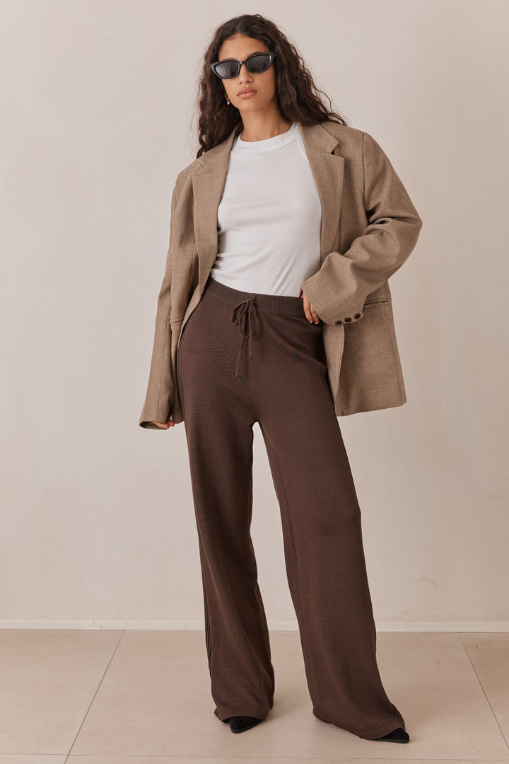 מכנסי סריג איב טקסטורת פסים צידית | חום