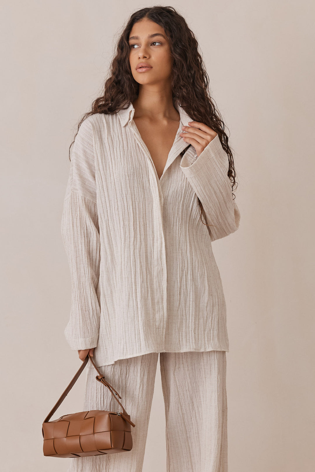 מכופתרת דרו דמוי פשתן עם טקסטורה | אבן