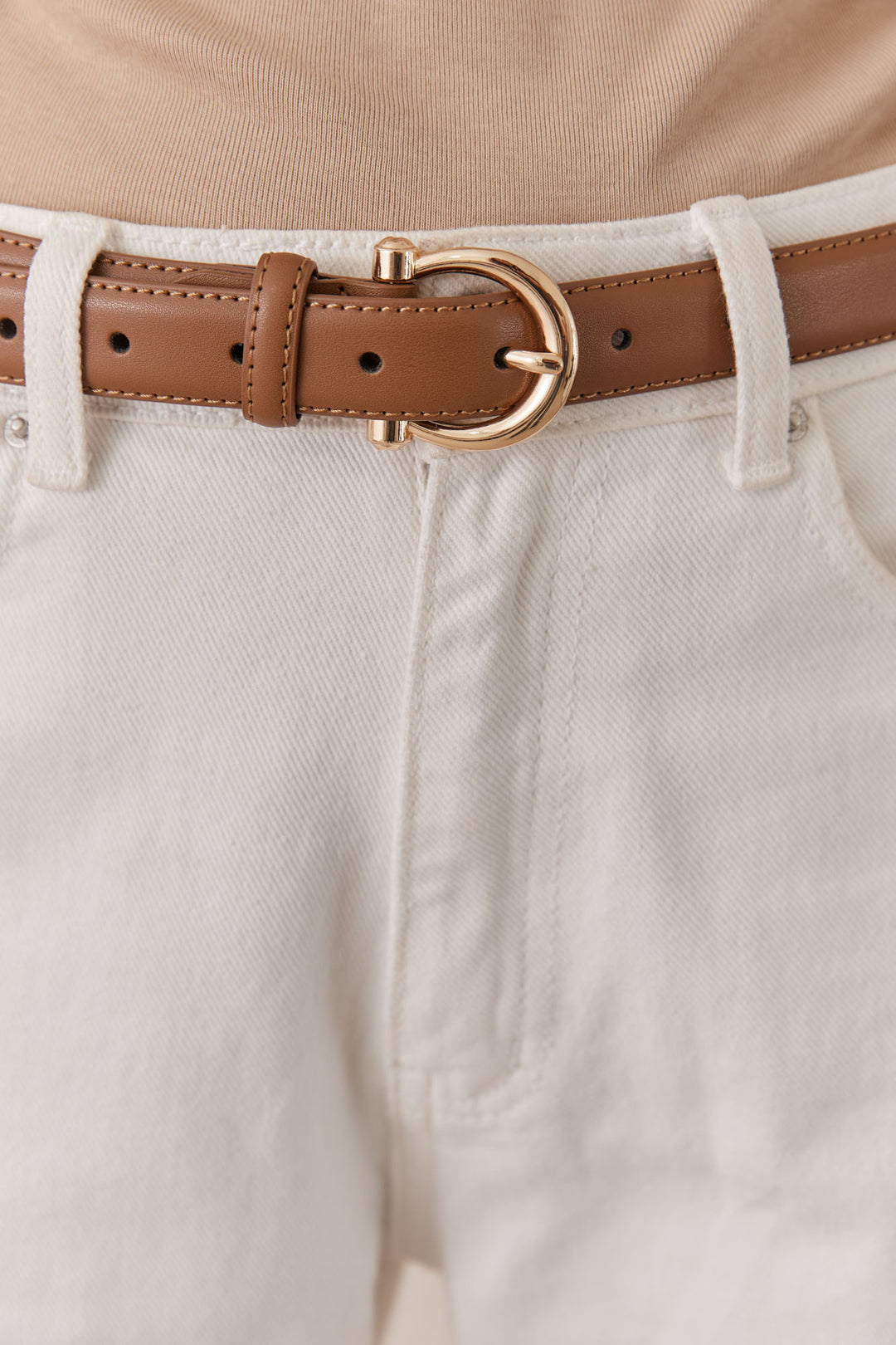 חגורת מונרו דמוי עור בשילוב אבזם | חום