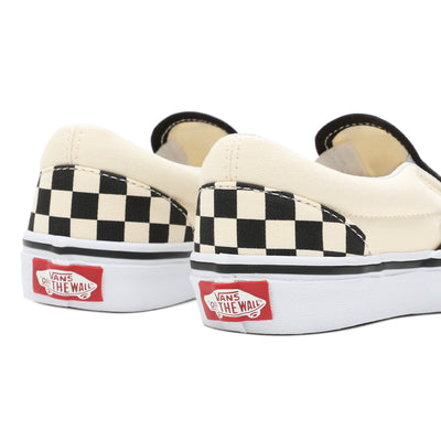 VANS- דגם UY Classic Slip-On | לבן/שחור