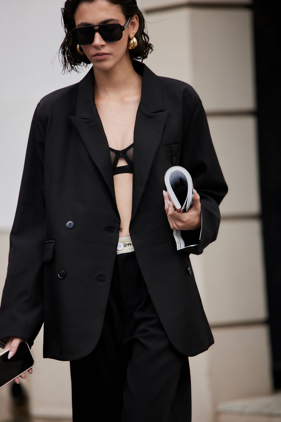 חזיית רשת נסיס בשילוב ברזלים | שחור