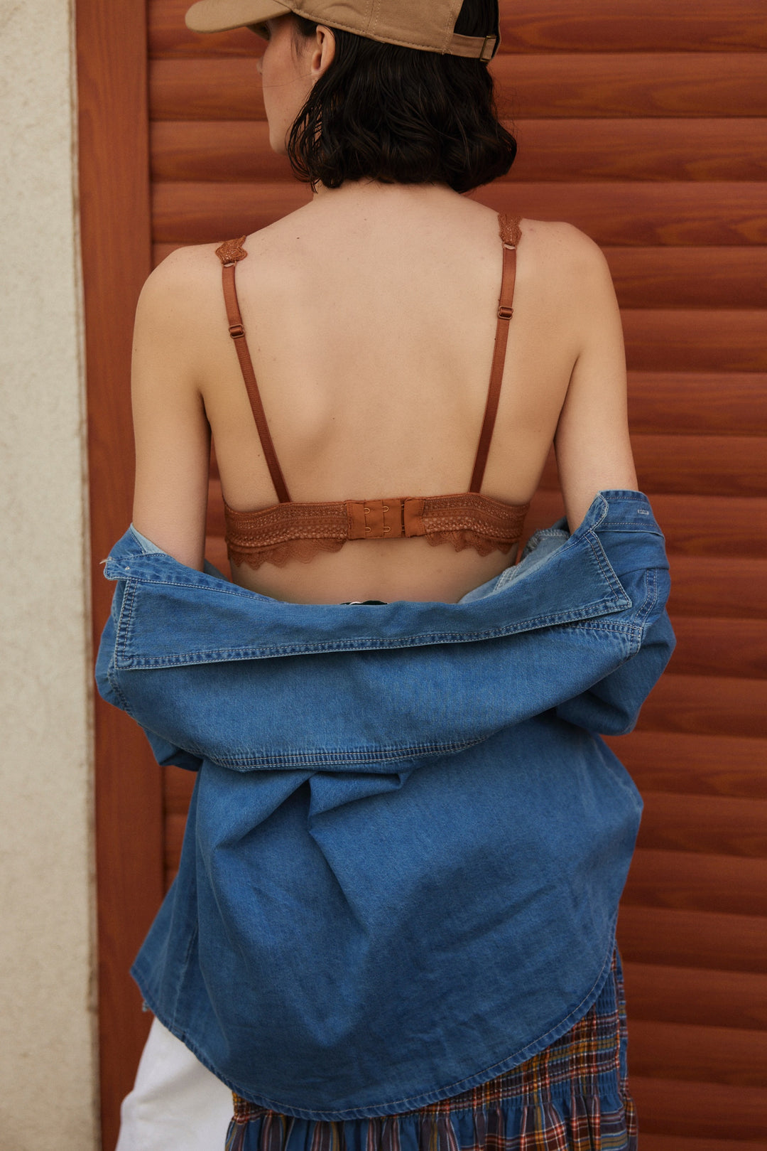 חזיית תחרה אמי בשילוב בטנה | חום