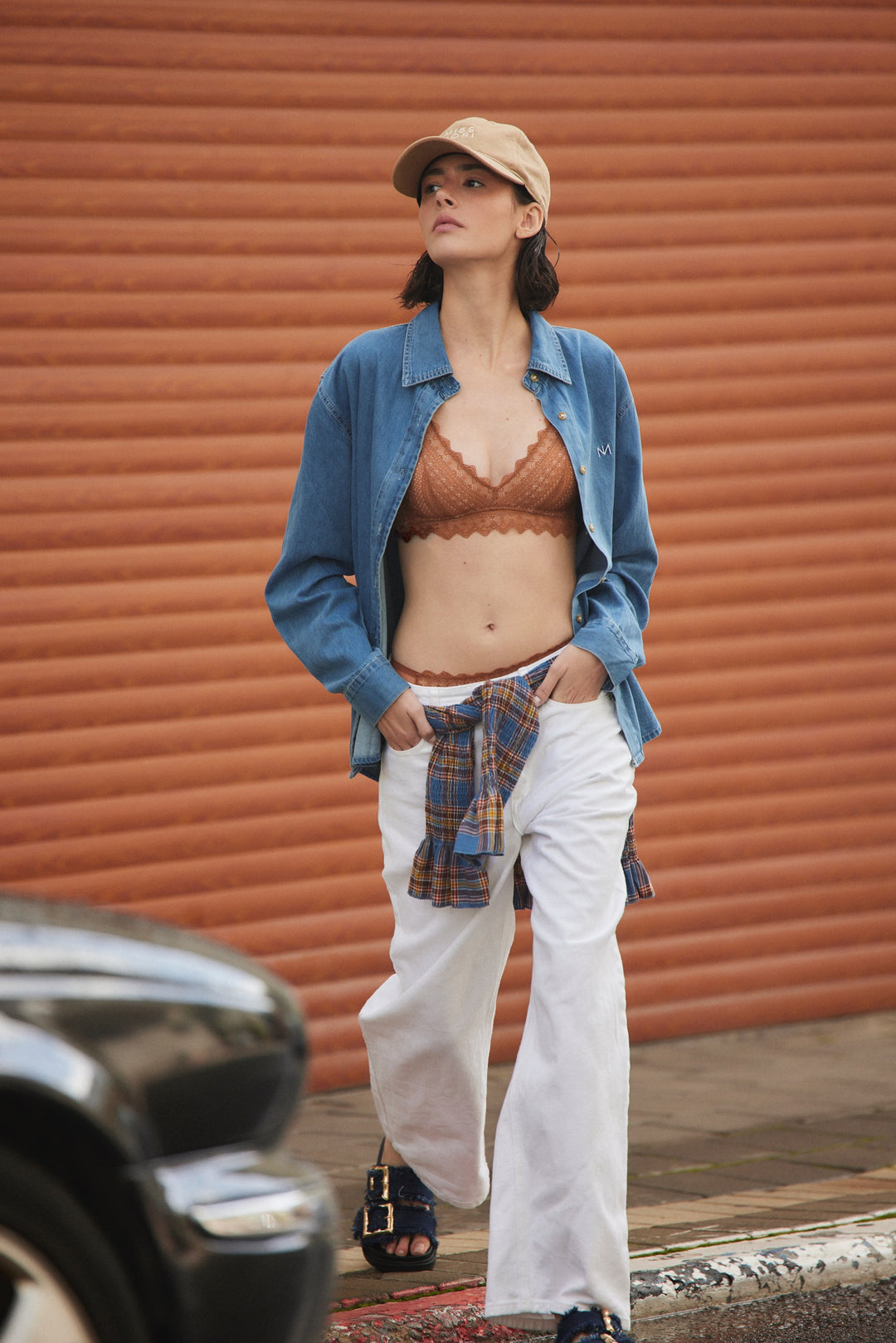 חזיית תחרה אמי בשילוב בטנה | חום