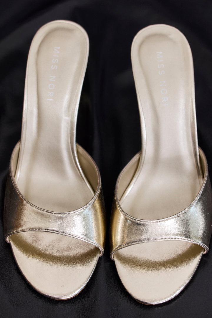 נעלי עקב מיילו בשילוב רצועה | זהב