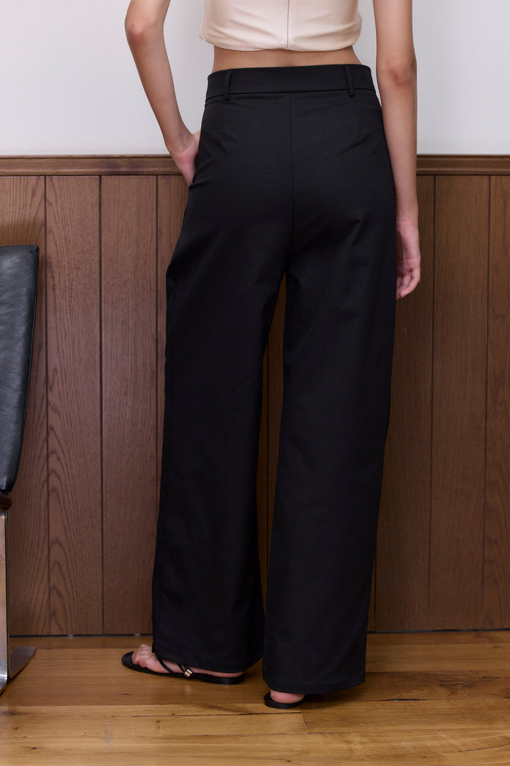 מכנסי כריסטה גזרה ישרה | שחור