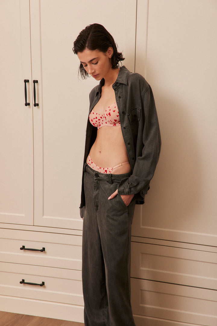 חזיית ברזלים הארטס שקפקפה | ורוד