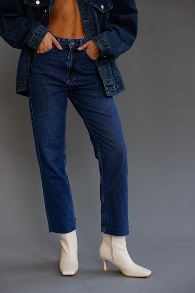 מכנסי ג׳ינס לורנה גזרה ישרה | כחול
