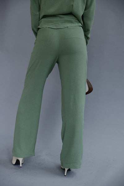 מכנסי מוניק מחויטים | ירוק