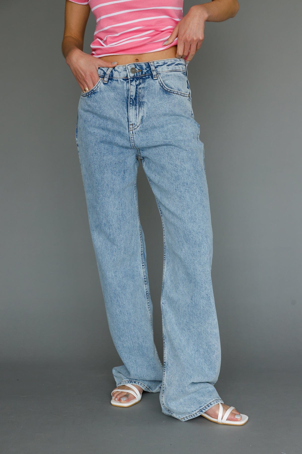 ג'ינס אריאה וואש גזרה ישרה | ג'ינס