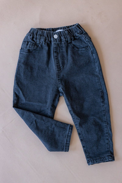 מכנסי ג'ינס בשילוב גומי | שחור